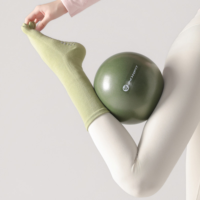 1 Pairs  Woman Yoga Socks Cand - Pilates Is Yoga 评论和价格